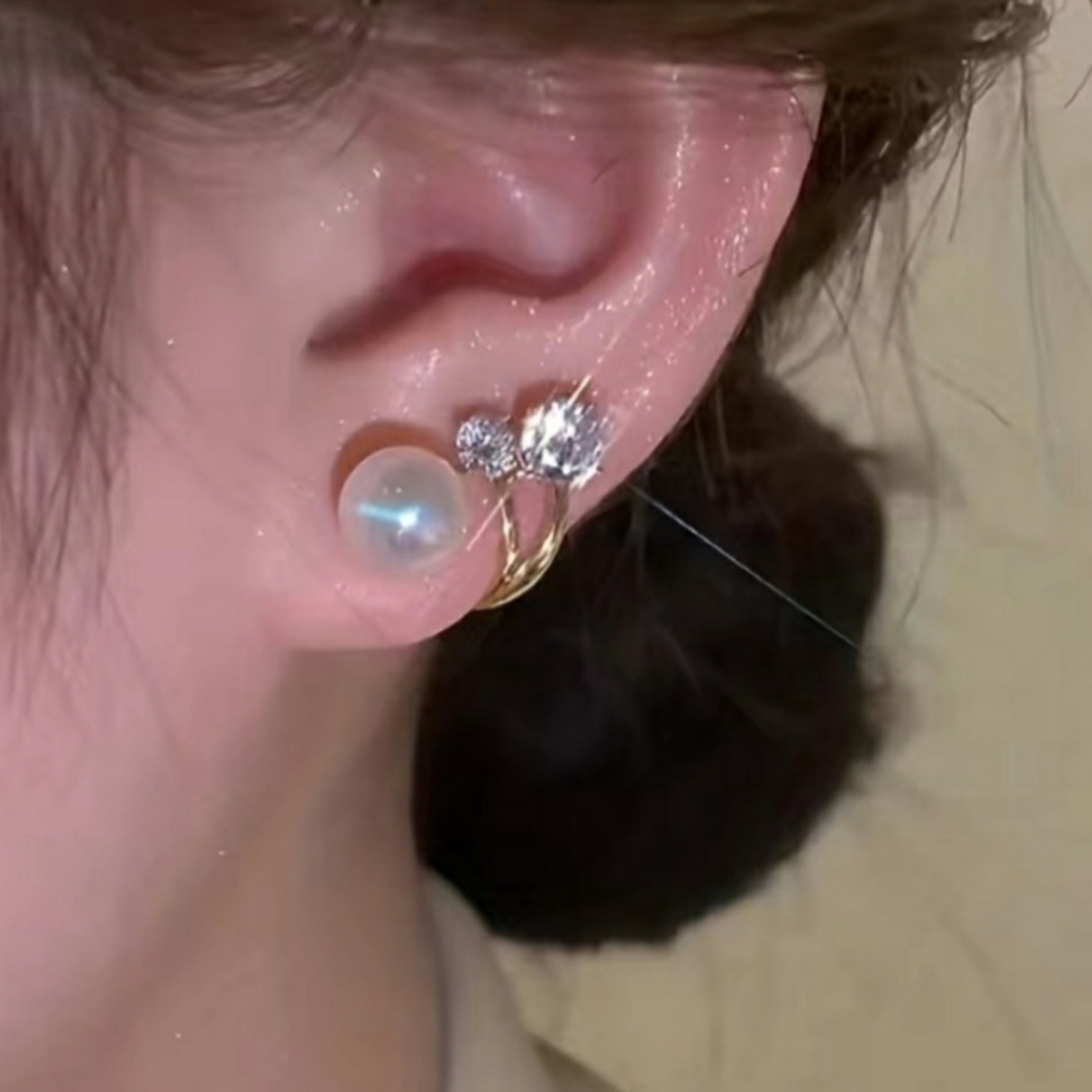 Sparkling Rhinestone Earrings - Picture 1 of 5